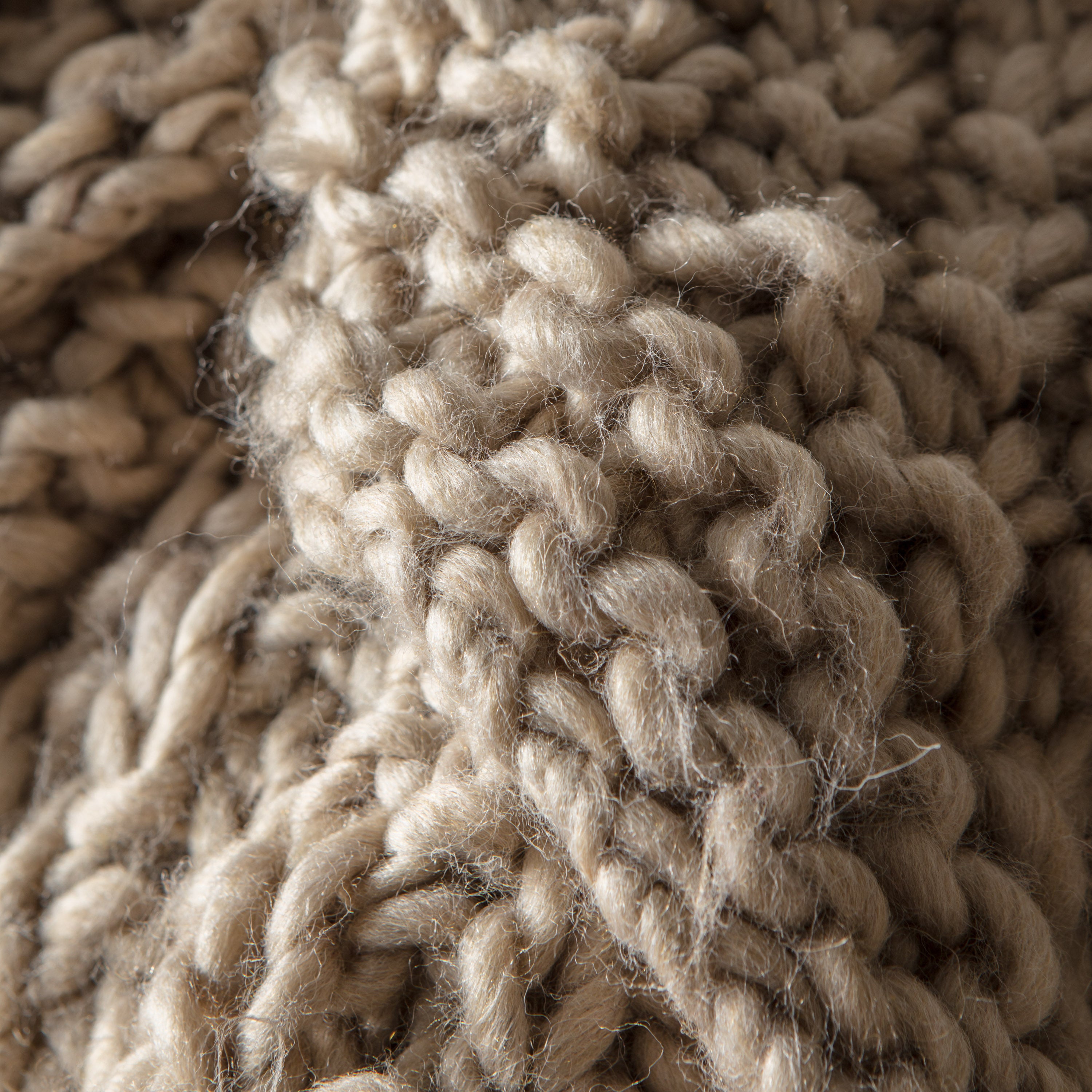 Mayfield Chunky Knitted Oatmeal Throw